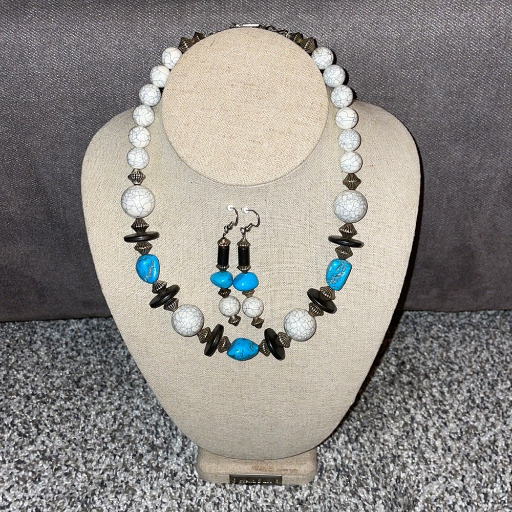 NWOT.  Turquoise & Stone Necklace & Matching Earrings.